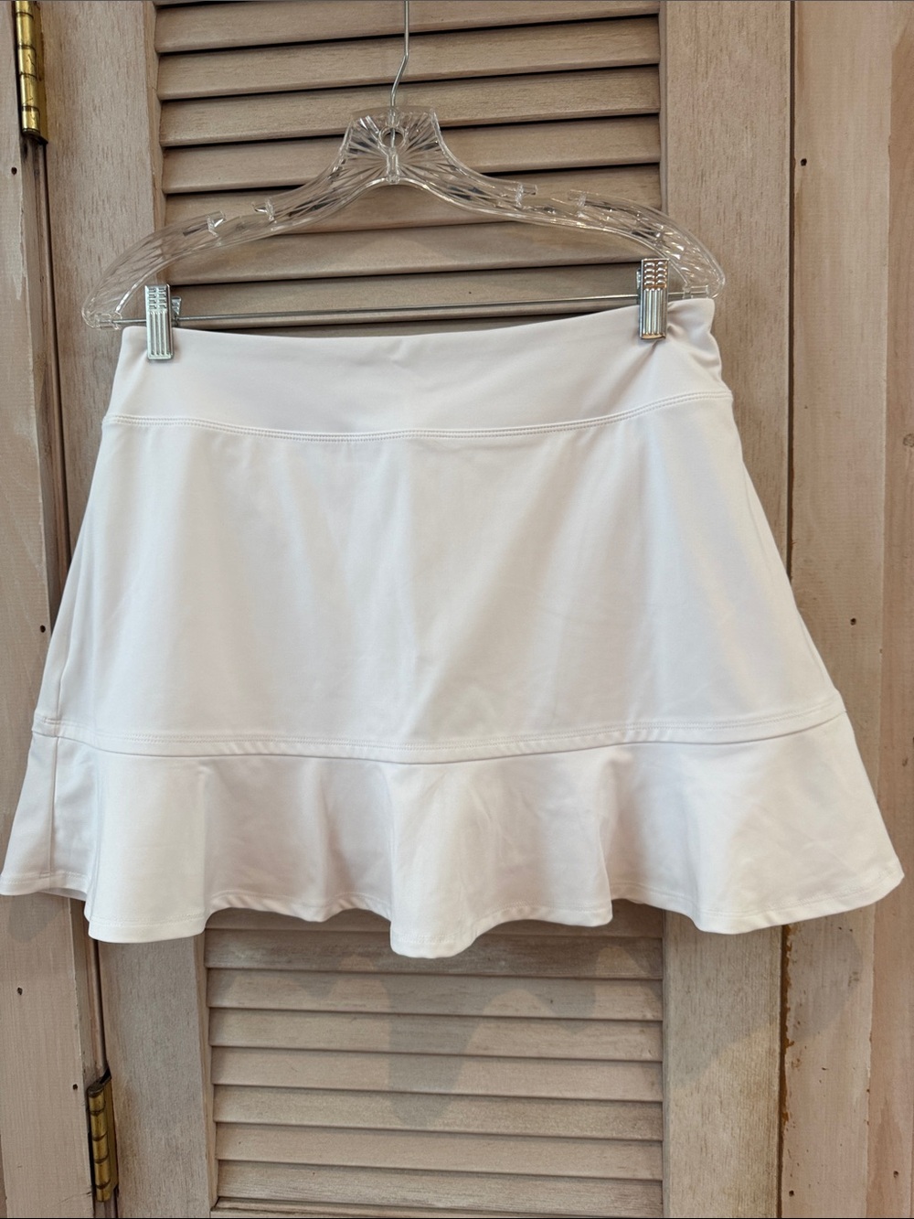 Tommy Bahama Golf White Ruffle Hem Skort Large Never Worn